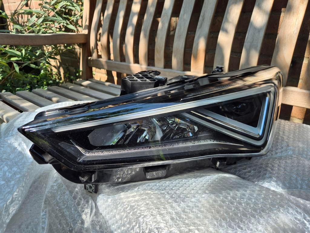 Seat / Cupra Leon koplamp links full led (lees beschrijving), Auto-onderdelen, Verlichting, Ophalen of Verzenden, Gebruikt, Seat