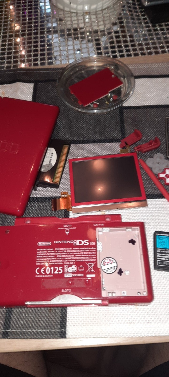 Nintendo ds lite, in onderdelen, Ophalen of Verzenden, Niet werkend, Rood, DS Lite