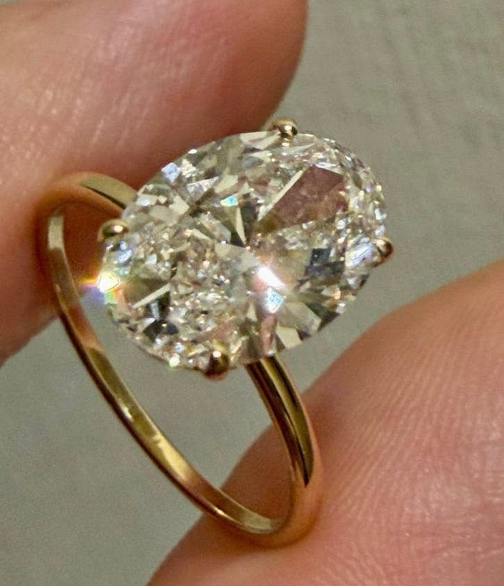 Gouden ring met ovale diamant van 3.07ct met certificaat!, Nieuw, Ophalen of Verzenden, 17 tot 18, Met edelsteen