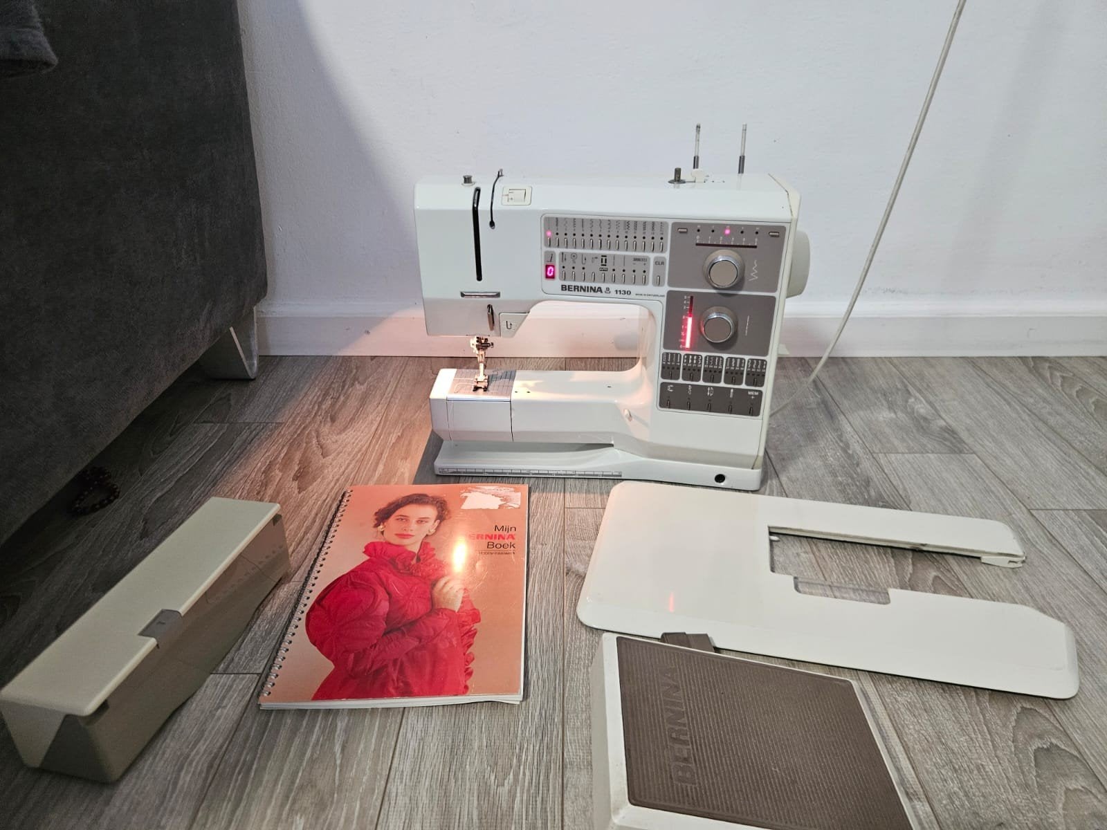 Bernina 1130 Naaimachine, Ophalen, Zo goed als nieuw, Naaimachine, Bernina