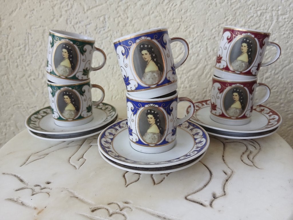 Zes kop en schotels Queen Elisabeth / Sissi (porcelein), Ophalen of Verzenden, Gebruikt, Buitenland, Servies