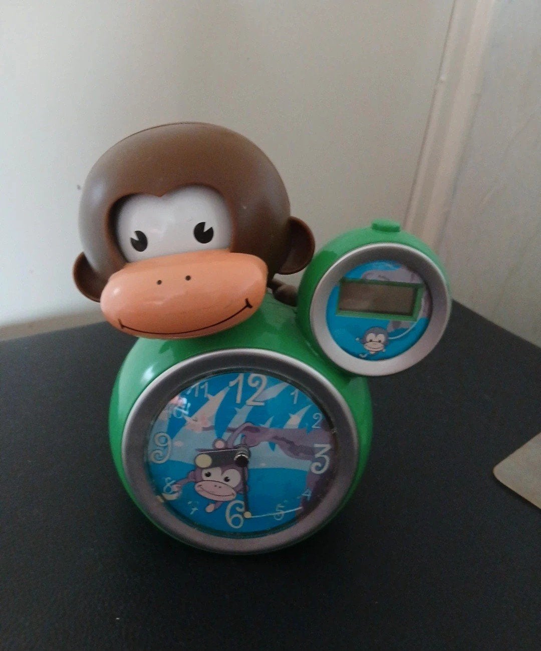 Leuke apenwekker voor kinderen - Analoog en Digitaal, Zichtbaar uurwerk, Analoog, Ophalen of Verzenden, Zo goed als nieuw