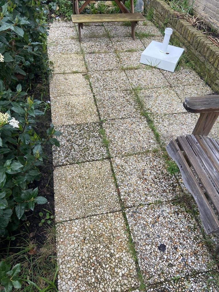 Gratis af te halen: 40 gebruikte siertegels, Tuin en Terras, Ophalen, Gebruikt, 5 tot 10 m², Beton