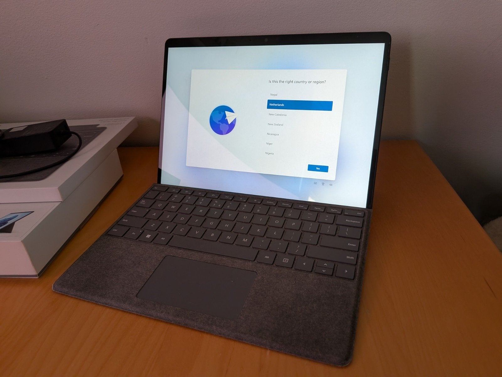 Microsoft Surface Pro 8 i5/8GB/256GB + toetsenbord, Computers en Software, Windows Tablets, Zo goed als nieuw, Wi-Fi, 13 inch of meer