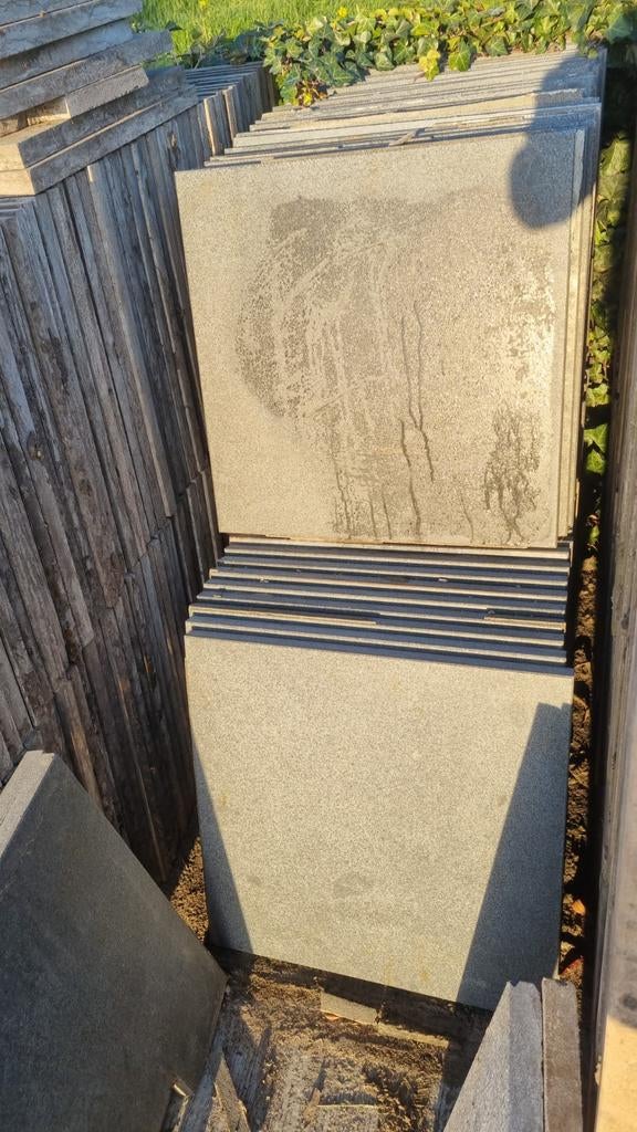 Ruim 21m2 gepolijst basalt G486 terrastegels 60x60cm 3cm dik, Doe-het-zelf en Verbouw, Platen en Panelen, Ophalen, Nieuw