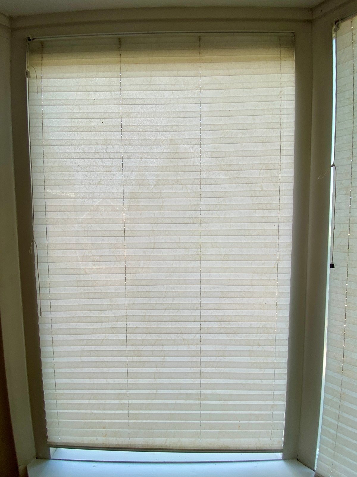 2 Luxaflex plisségordijnen, beige, koordbediening, Overige materialen, Gebruikt, Beige, Koordbediening