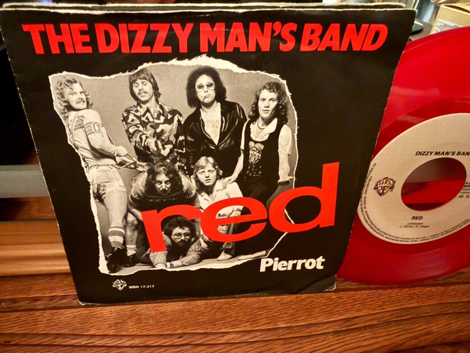 The Dizzy Man's Band - Red / Pierrot (Rode Vinyl), 7 inch, Colored vinyl, Ophalen of Verzenden, Zo goed als nieuw