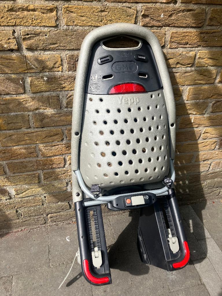 Achterzitje - Yepp Maxi – Lichtgrijs + 2 beugels, Fietsen en Brommers, Fietsaccessoires | Fietsstoeltjes, Achterzitje, Yepp, Ophalen