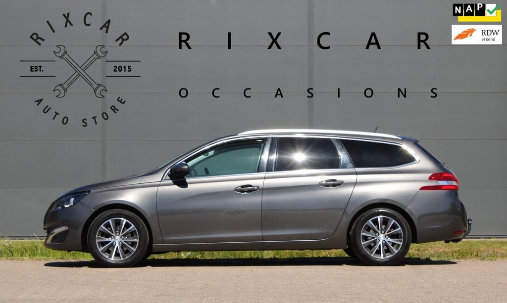 Peugeot 308 SW 1.2 PureTech Blue Lease Premium Panodak Trekh, Voorwielaandrijving, Stof, Gebruikt, 1199 cc