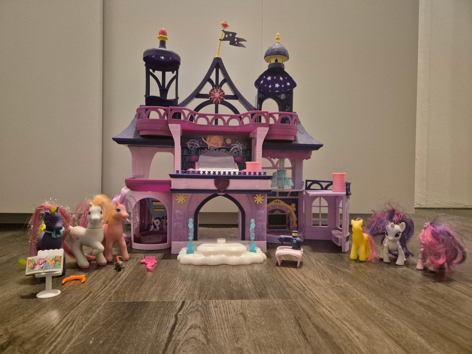 My Little Pony Kasteel met Licht & Geluid, Kinderen en Baby's, Speelgoed | My Little Pony, Ophalen of Verzenden, Zo goed als nieuw