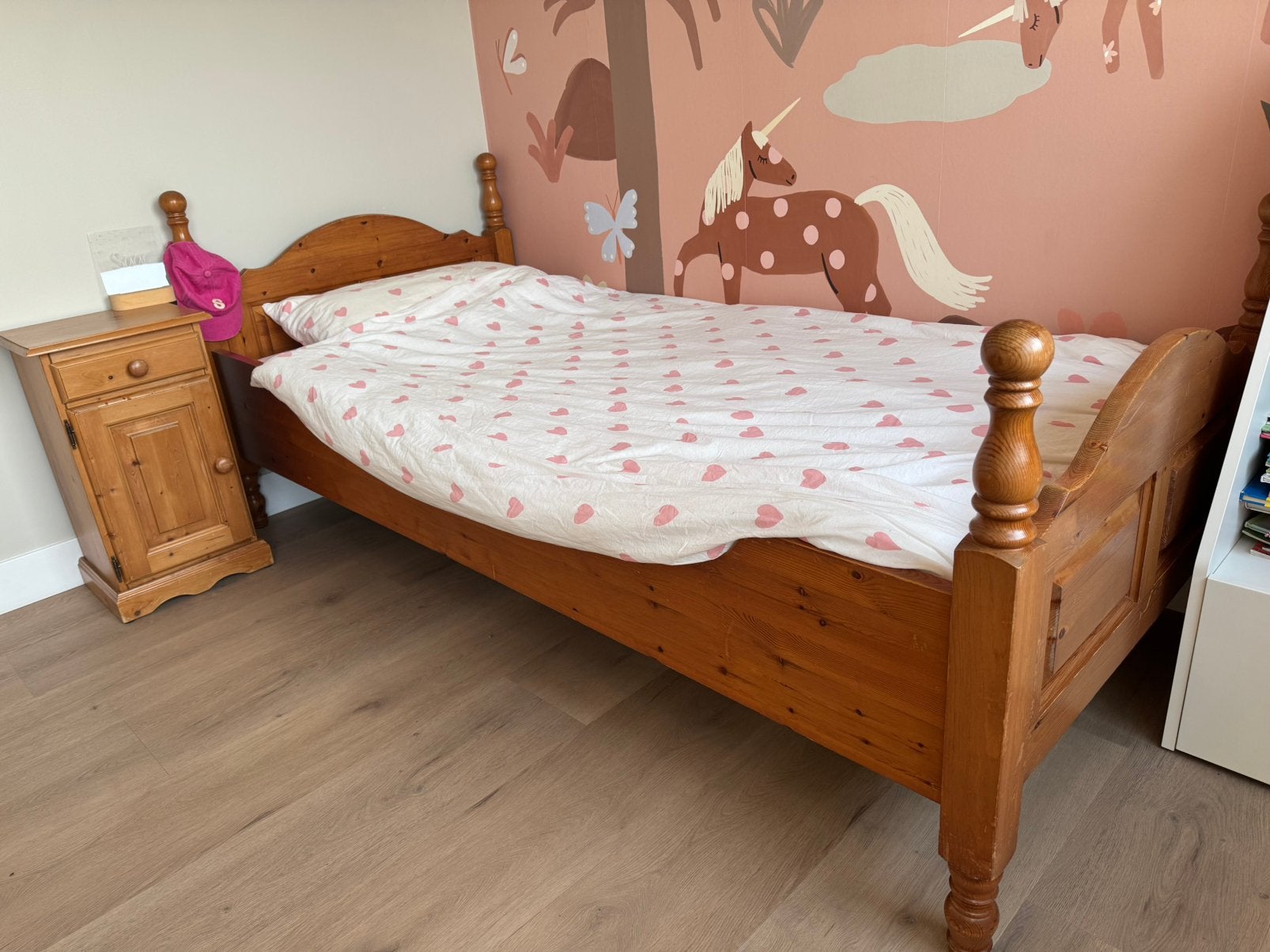 Complete vintage kinderkamer grenen bed, kast & nachtkastje, Ophalen, Zo goed als nieuw, 180 cm of meer, 85 tot 100 cm