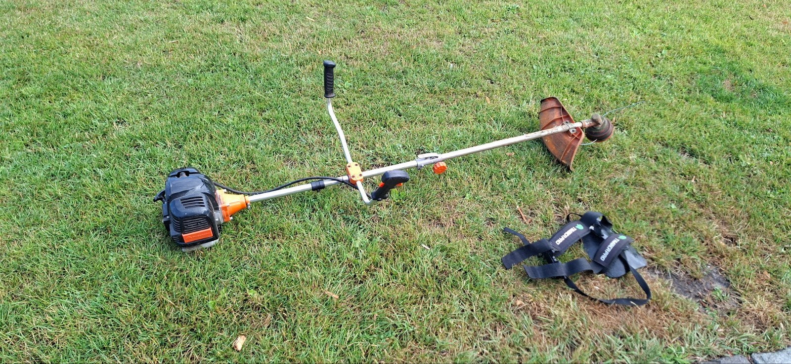 Bosmaaier werkt goed met tuigje timberpro stihl husqvarna, Tuin en Terras, Bosmaaiers, Ophalen, Gebruikt, Elektrisch