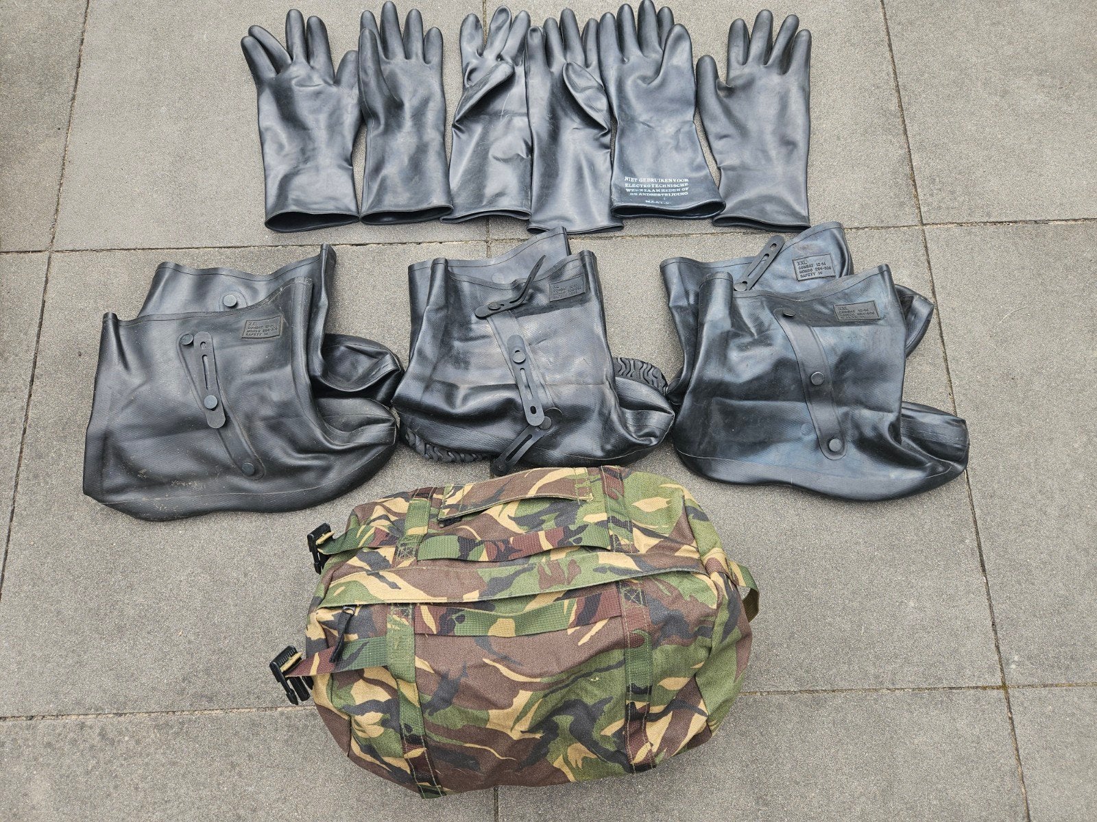 lot defensie CBRN, Ophalen of Verzenden, Landmacht, Nederland, Embleem of Badge