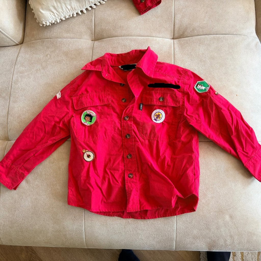 2x Scouting (Bever) blouse - maat 116, Ophalen, Gebruikt, Kleding