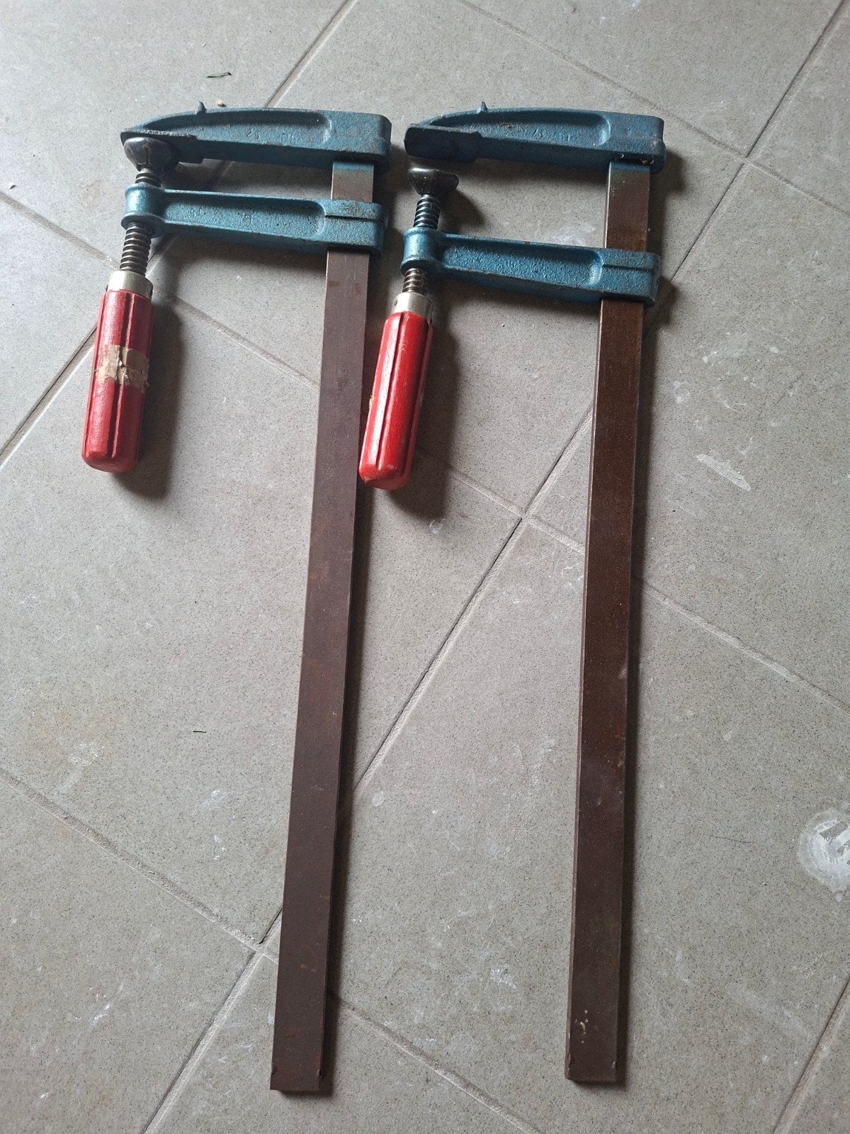 2 zware lijmtangen 50 cm, Ophalen of Verzenden, Gebruikt, Klem