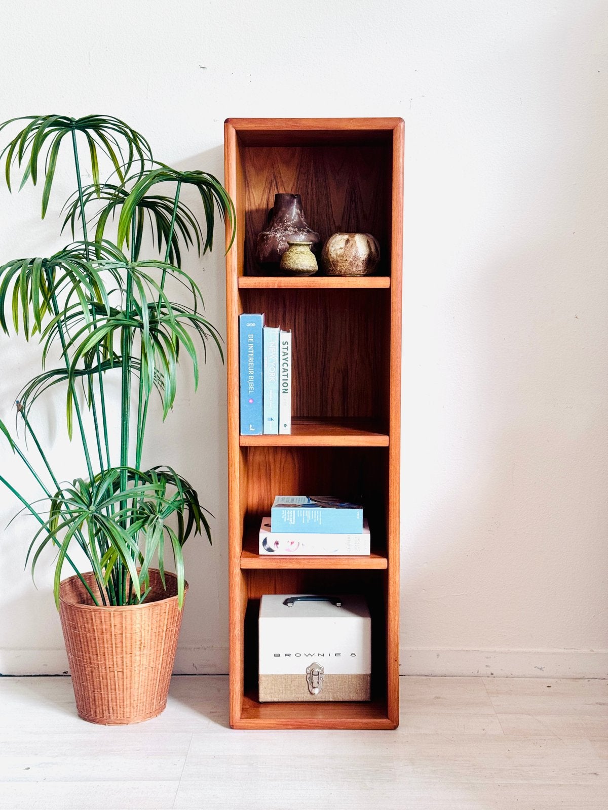Vintage Deens boekenkastje teak jaren 60, Vintage Deens midcentury, Teakhout, Zo goed als nieuw, X