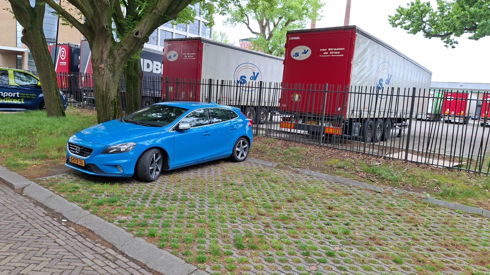 Volvo V40 D2 R design 197 dkm, Alkoof, Ringverwarming, Reservewiel, Tot en met 2