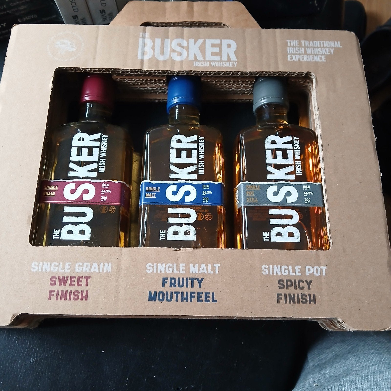 The Busker Irish Whiskey Proefpakket - 3x 200ml, Verzamelen, Overige gebieden, Overige typen, Nieuw, Ophalen of Verzenden