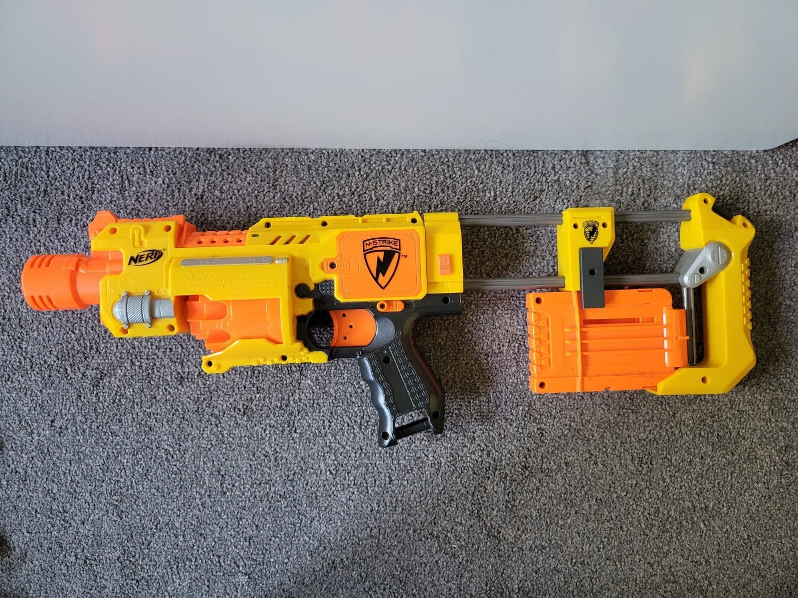 Nerf barricade v-10 met licht en geluid, Ophalen of Verzenden, Zo goed als nieuw