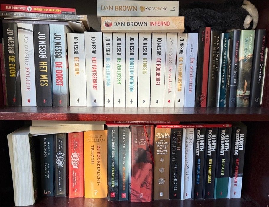 Philip Pullman Jo Nesbø, Dan Brown, Anna Enquist en meer, Ophalen of Verzenden, Gelezen, Nederland