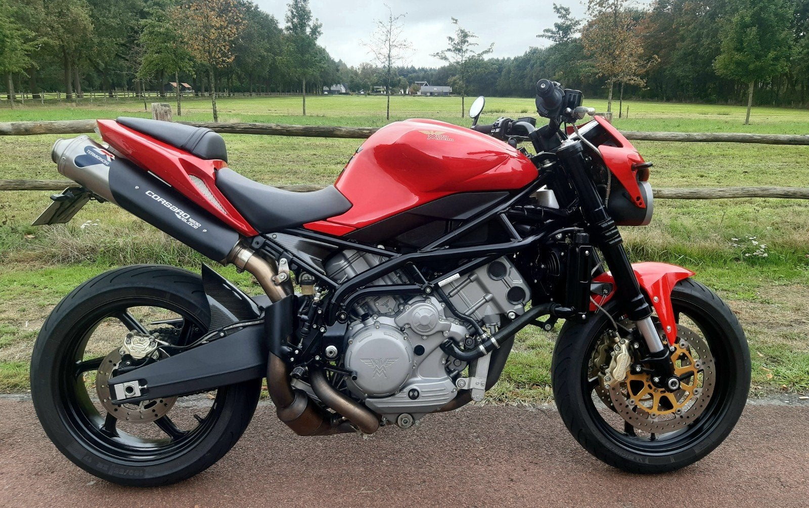 In nieuwstaat Moto Morini Corsaro 1200 Veloce met 8700 km, 2 cilinders, Sportuitlaat, Motorrijbewijs A, Gebruikt