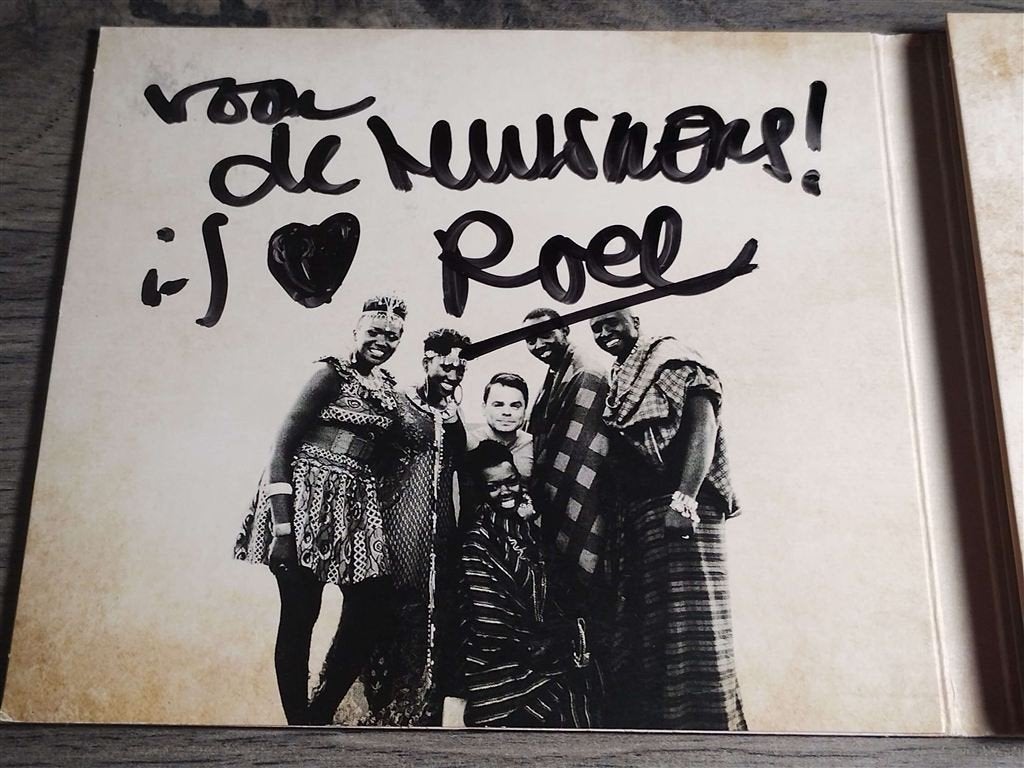 Van Velzen - Call It Luck [Gesigneerd], Ophalen of Verzenden, Zo goed als nieuw, Pop, Gesigneerd