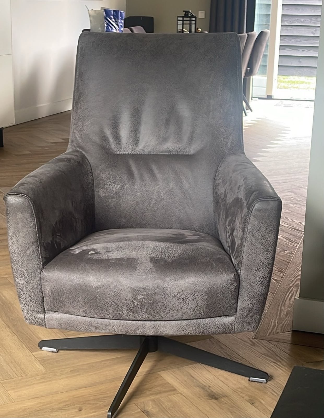 Comfortabele stoel met zwarte stalen poot Pronto wonen, Ophalen, Gebruikt, Metaal, Eén
