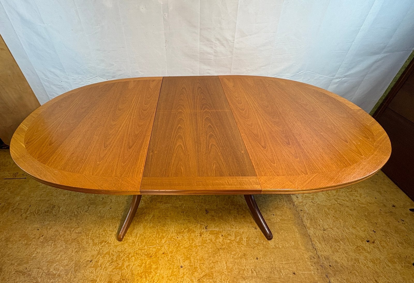 Foto 8 van Gratis bezorging! Nathan MidCentury Vintage Teak Eettafe1960