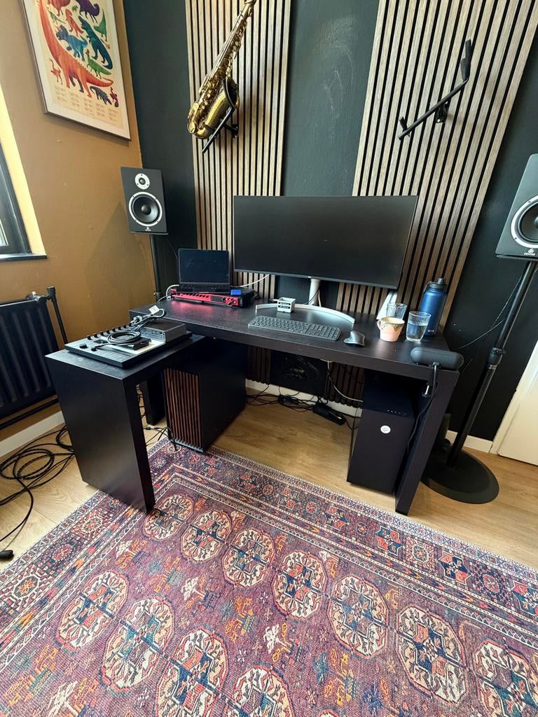 IKEA MALM bureau met uitschuifbaar blad - Zwartbruin, Huis en Inrichting, Bureaus, Ophalen, Gebruikt, 63 cm, Spaanplaat of MDF