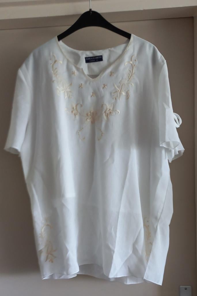 Witte blouse met borduursel - Carla Ferretti, Wit, Maat 46/48 (XL) of groter, Ophalen of Verzenden, Zo goed als nieuw