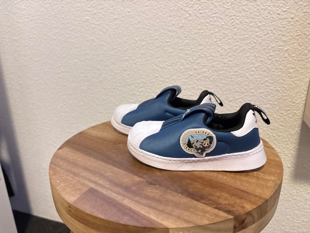 Adidas Disney kinderschoenen maat 21, Schoentjes, Jongetje of Meisje, Nieuw, Ophalen of Verzenden