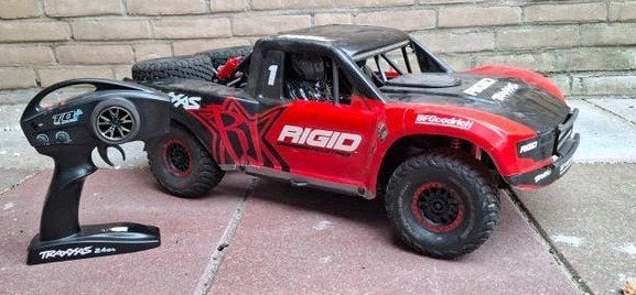 Traxxas UDR met lichtkit - Ultimate Desert Racer, Ophalen, Overige schalen, Elektro, Auto offroad