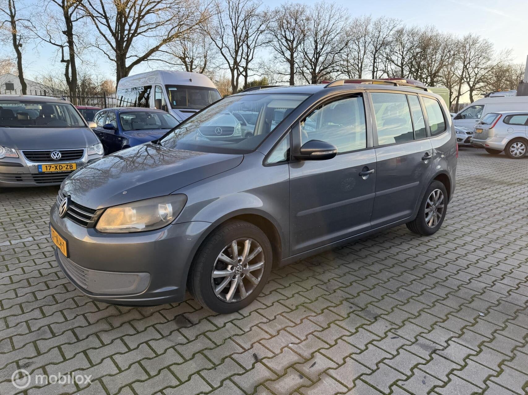 Volkswagen Touran 1.6 TDI Trendline BlueMotion, Auto's, Voorwielaandrijving, Euro 5, Gebruikt, 4 cilinders