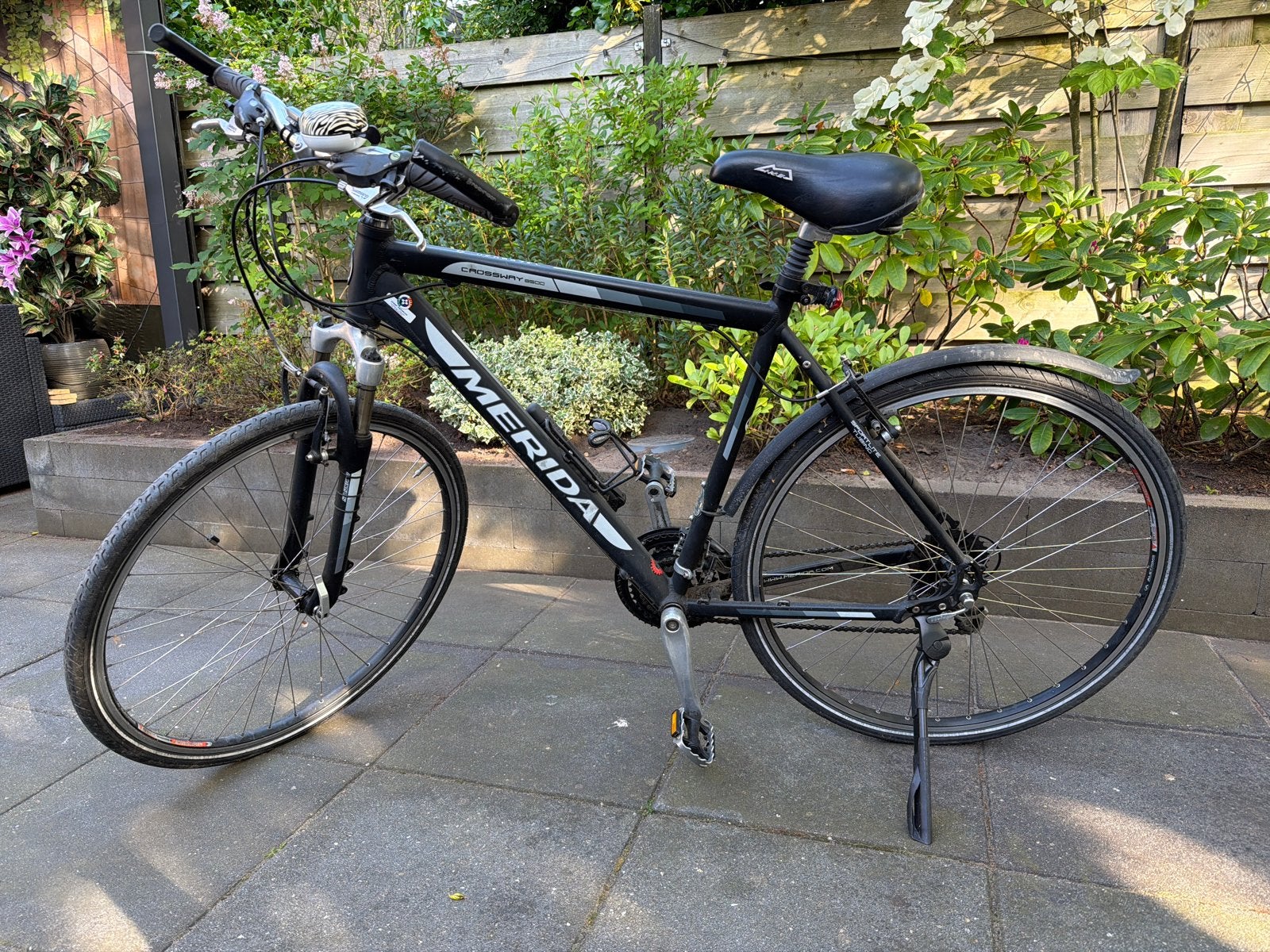 Merida Crossway 8500 MTB - Comfortabele Hybride Fiets, Fietsen en Brommers, 28 inch, Gebruikt, Vering, Velgrem
