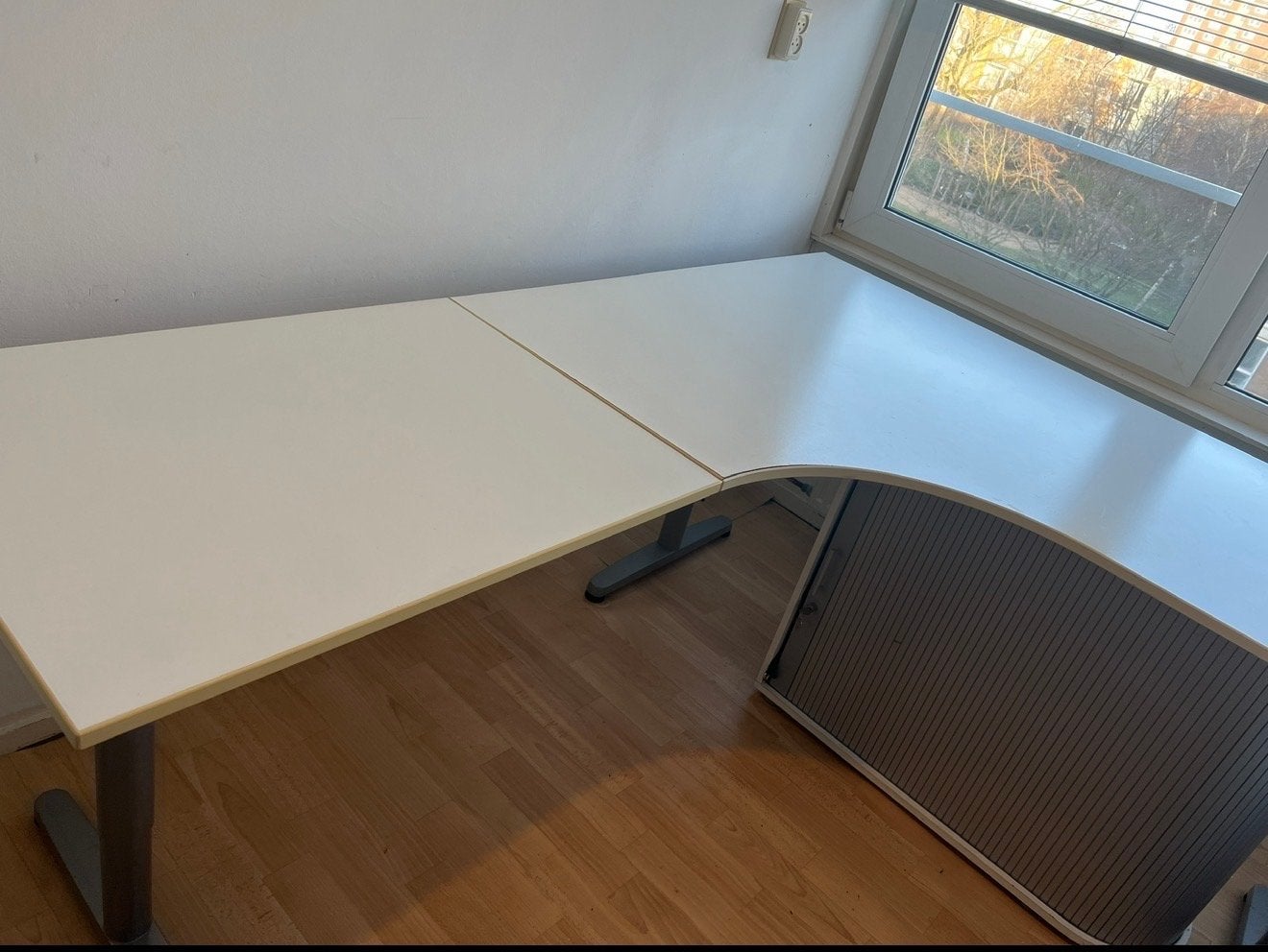 IKEA Bureau met ladenkast - Hoekbureau, Ophalen, Opbergruimte, Gebruikt, Spaanplaat of MDF
