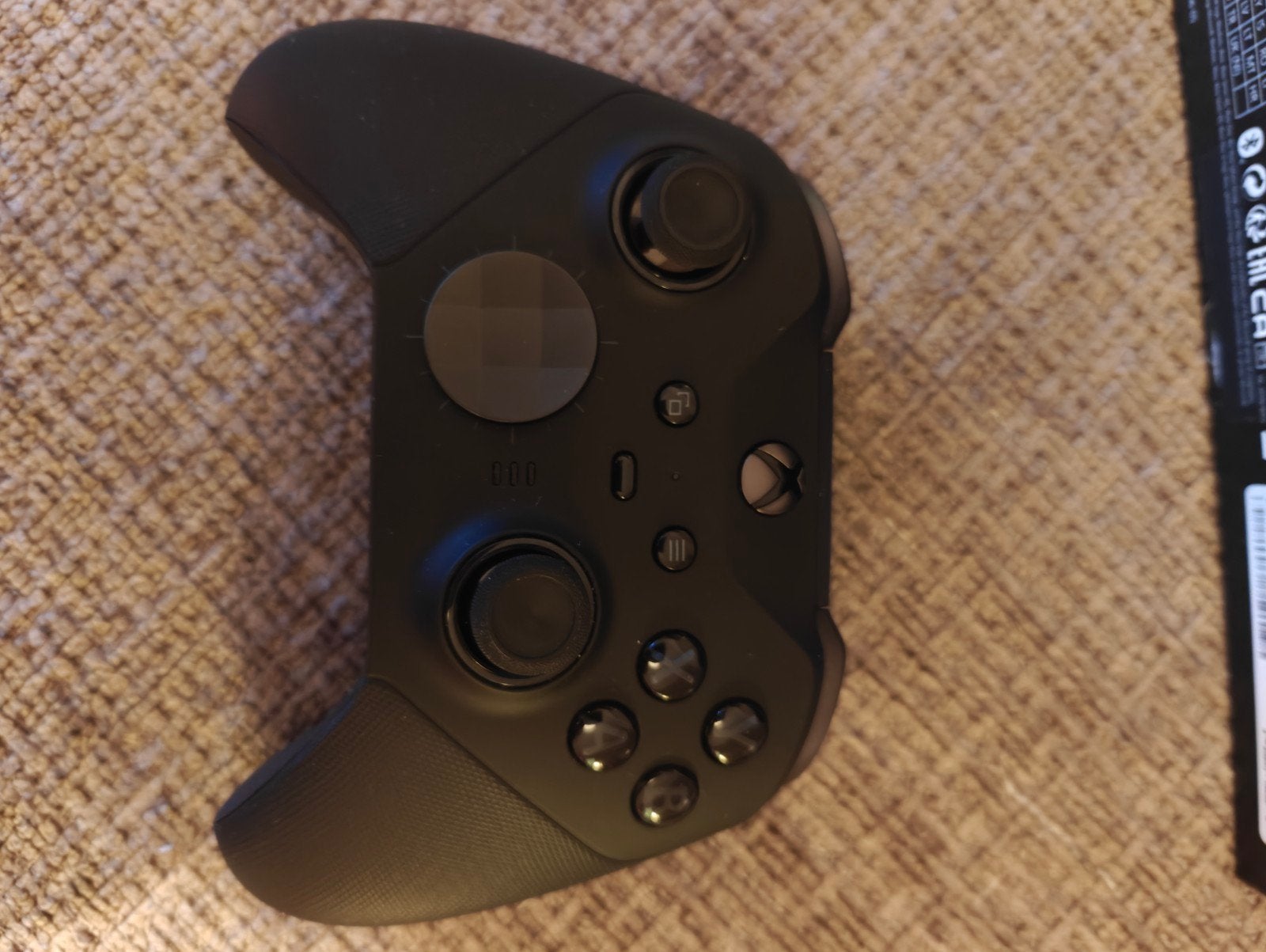 Foto 4 van Xbox Elite Controller Series 2 - Zo goed als nieuw