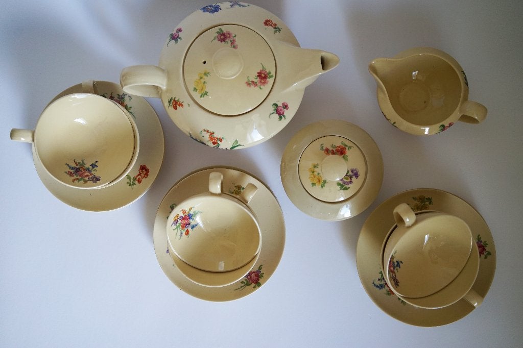 regout theeset compleet theepot 6 kop/schotel bloemen 1941, Ophalen of Verzenden