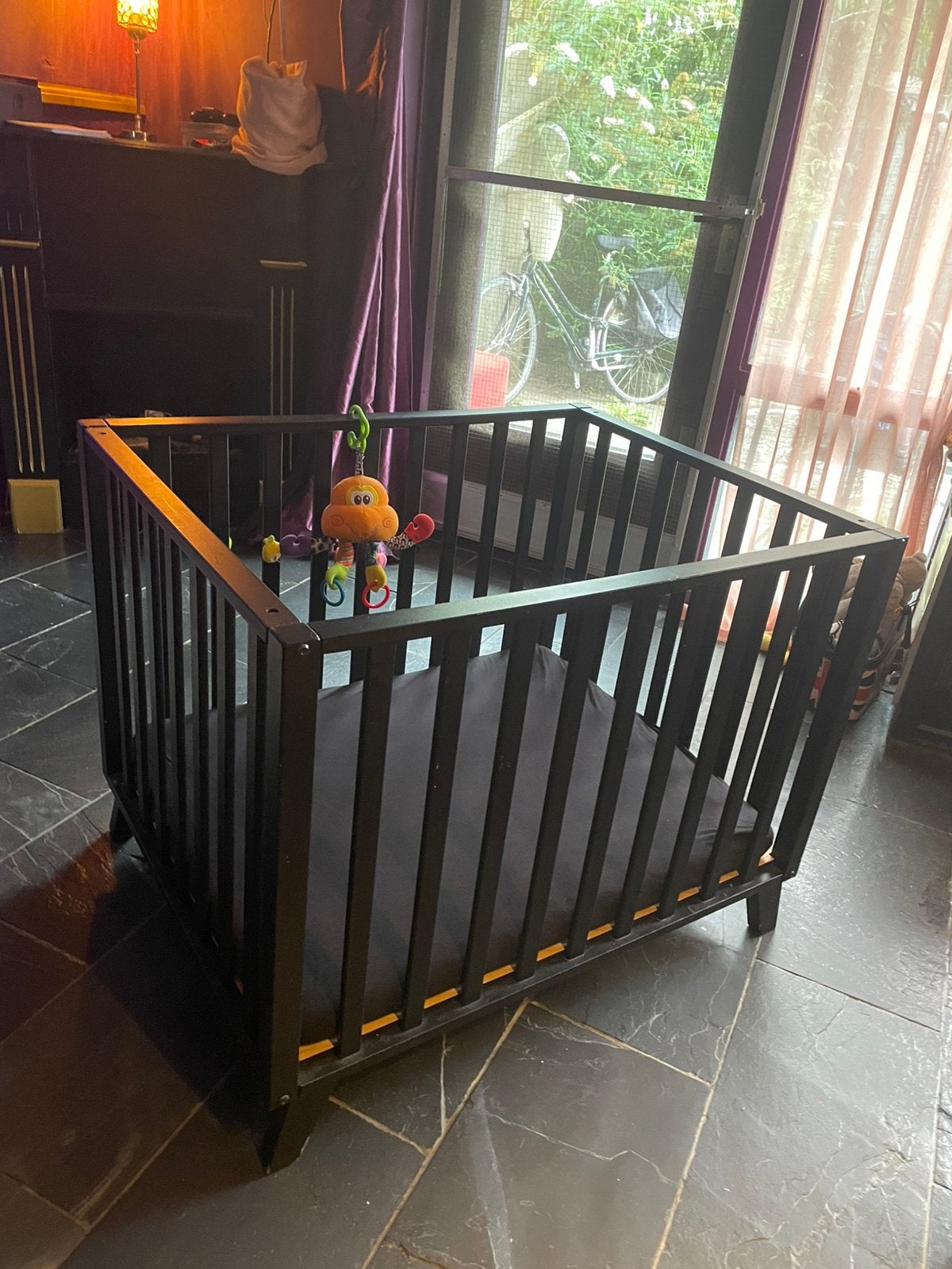 Zwarte box, Kinderen en Baby's, Boxen, Ophalen, Gebruikt, Vierkant, Boxkleed