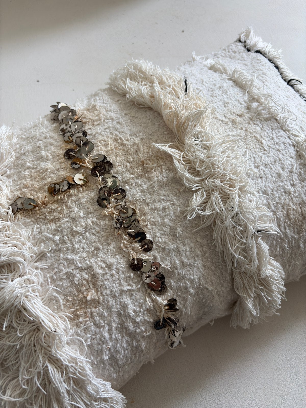 Vintage zeer oude berber kussen, Huis en Inrichting, Woonaccessoires | Kussens, Ophalen of Verzenden, Gebruikt, Vierkant