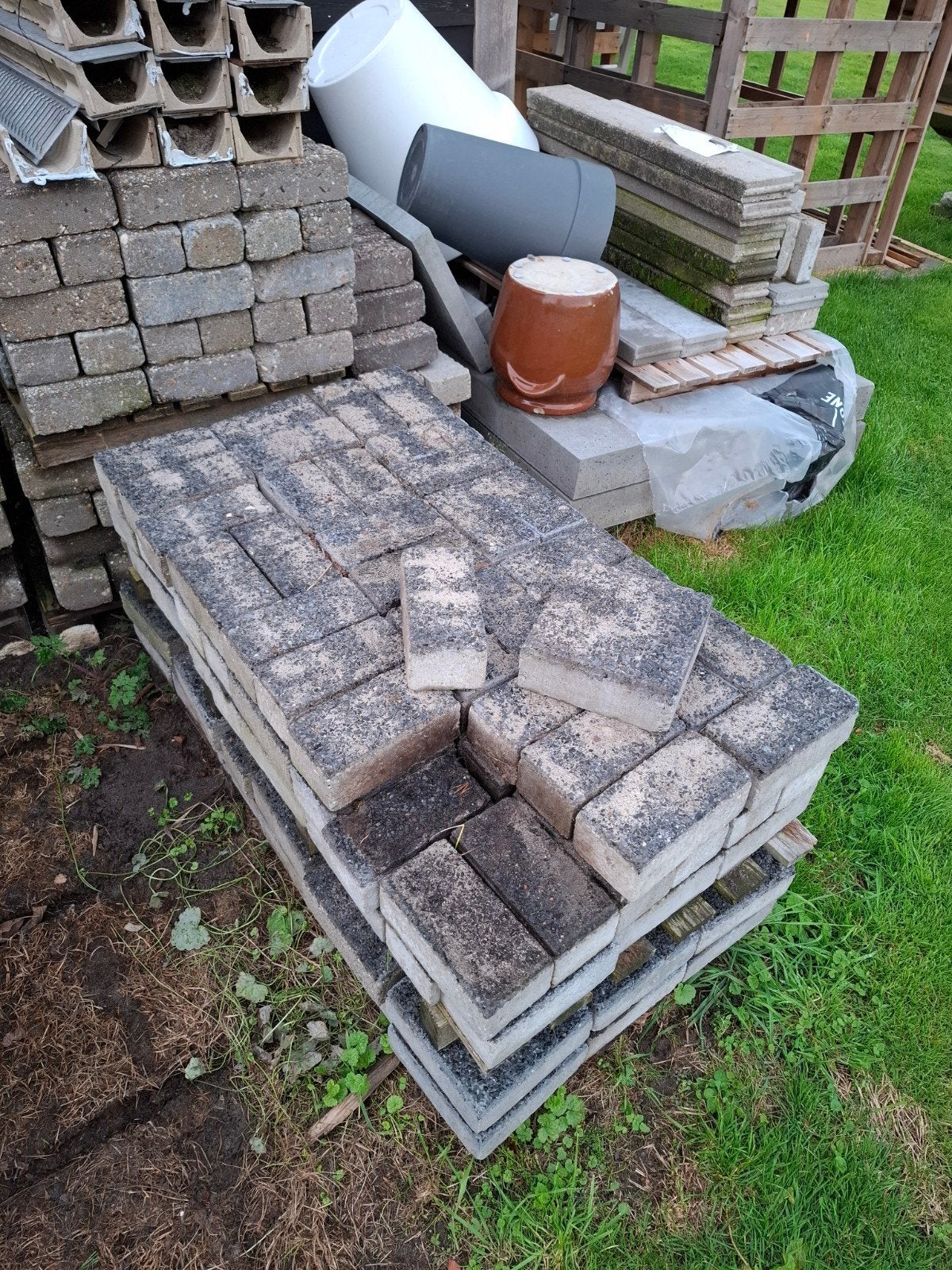 BKK klinkers - zwartsplit, Tuin en Terras, Ophalen, Beton, Minder dan 5 m², Klinkers