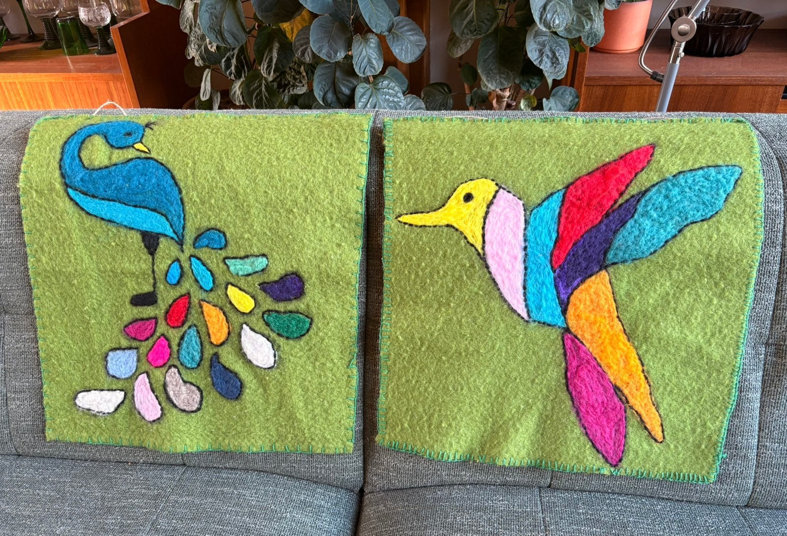 2x wandkleed, handgemaakt, prijs is per stuk, Huis en Inrichting, Woonaccessoires | Wanddecoraties, Gebruikt, Vintage, Wandkleed
