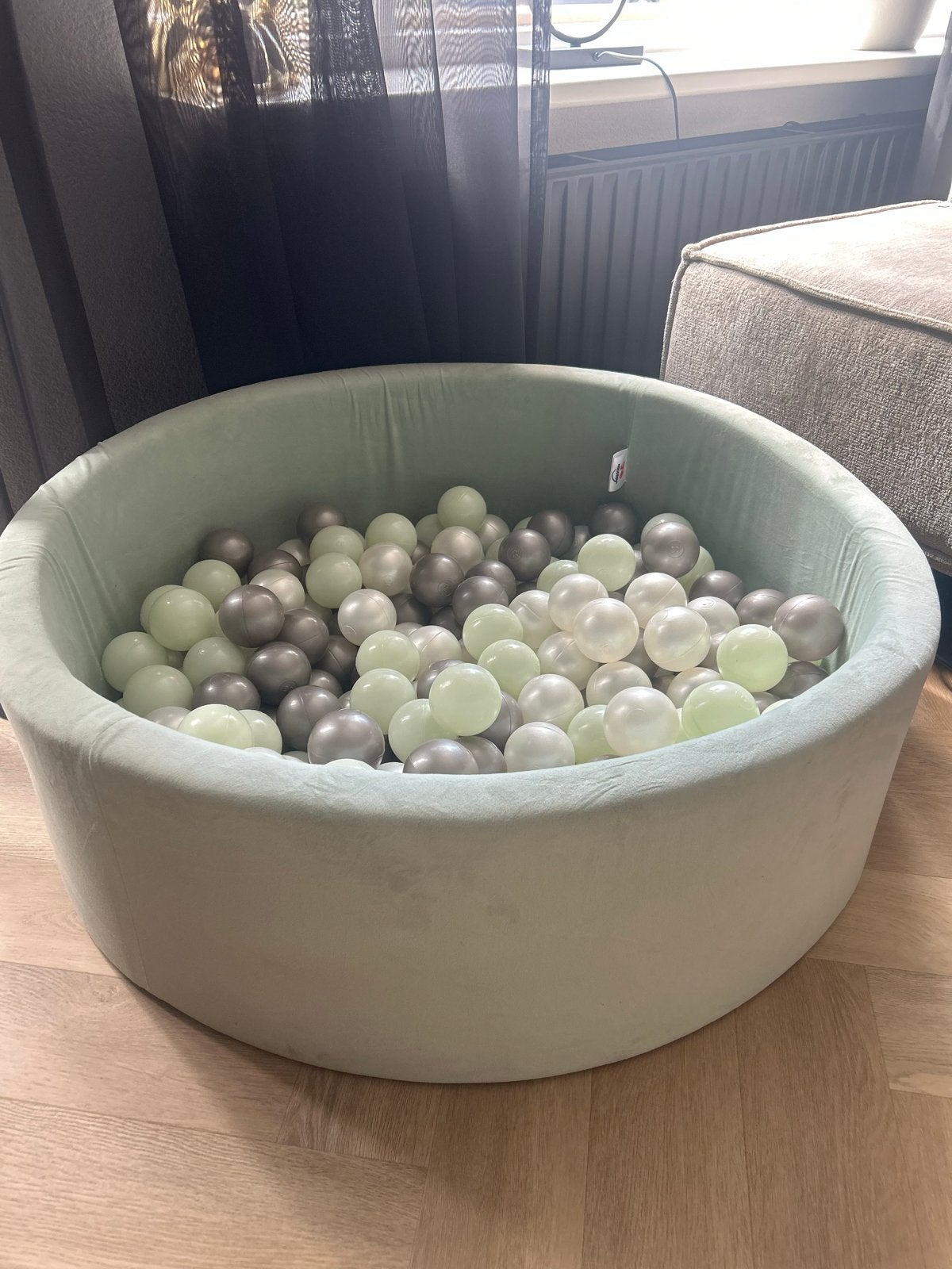 Ballenbak velvet groen met ballen, Kinderen en Baby's, Speelgoed | Babyspeelgoed, Ophalen, Gebruikt, Overige typen