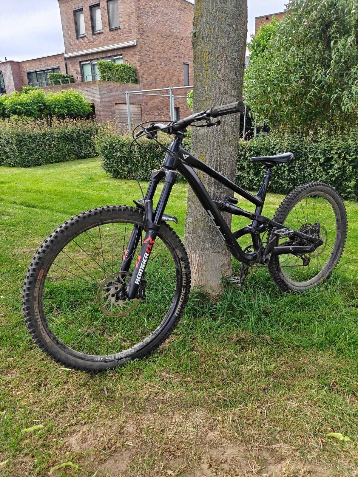 YT Capra MX size large, Fully, Ophalen, Overige merken