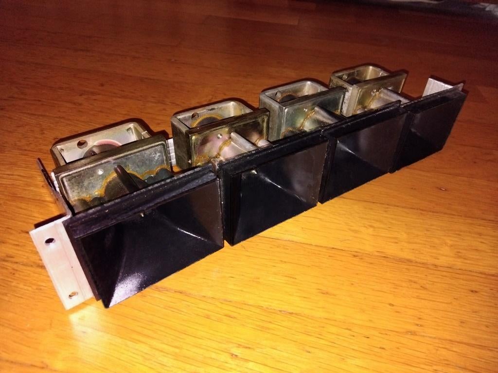 Alnico Pioneer hoorn tweeter PT 103F, Gebruikt, Minder dan 60 watt, Front, Rear of Stereo speakers, Ophalen