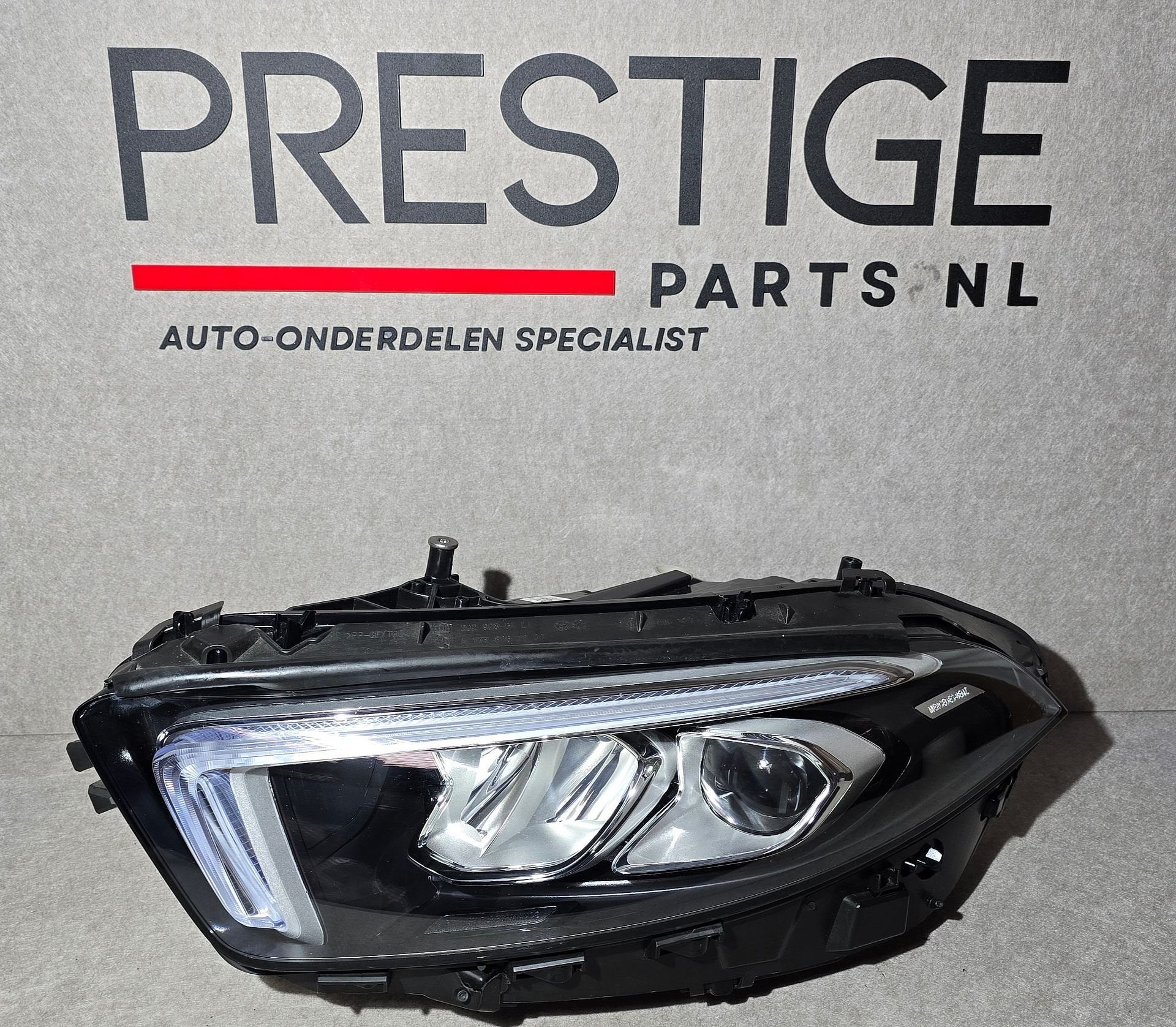 Koplamp Mercedes W177 High Performance LED Links A1779064703, Gebruikt, -, Ophalen of Verzenden, -