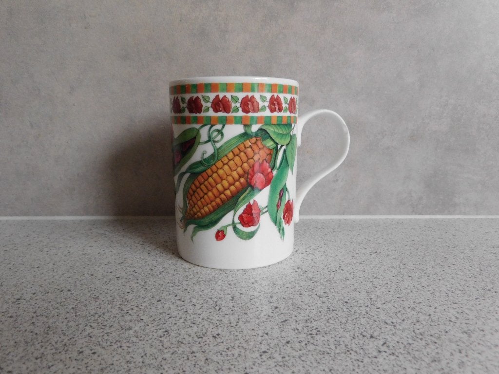 Mok Fine Bone China Gardenia Crown Trent, Overige merken, Ophalen of Verzenden, Zo goed als nieuw, Overige stijlen