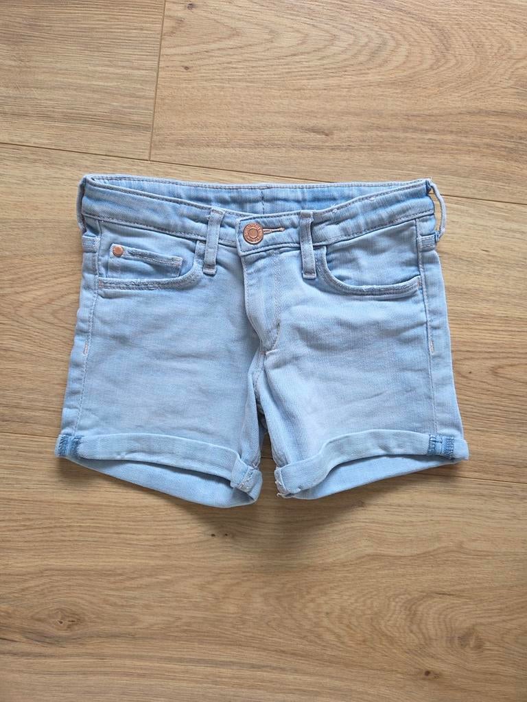 Korte broek H&M, maat 128, Kinderen en Baby's, Kinderkleding | Maat 128, Broek, Meisje, H&M, Ophalen of Verzenden