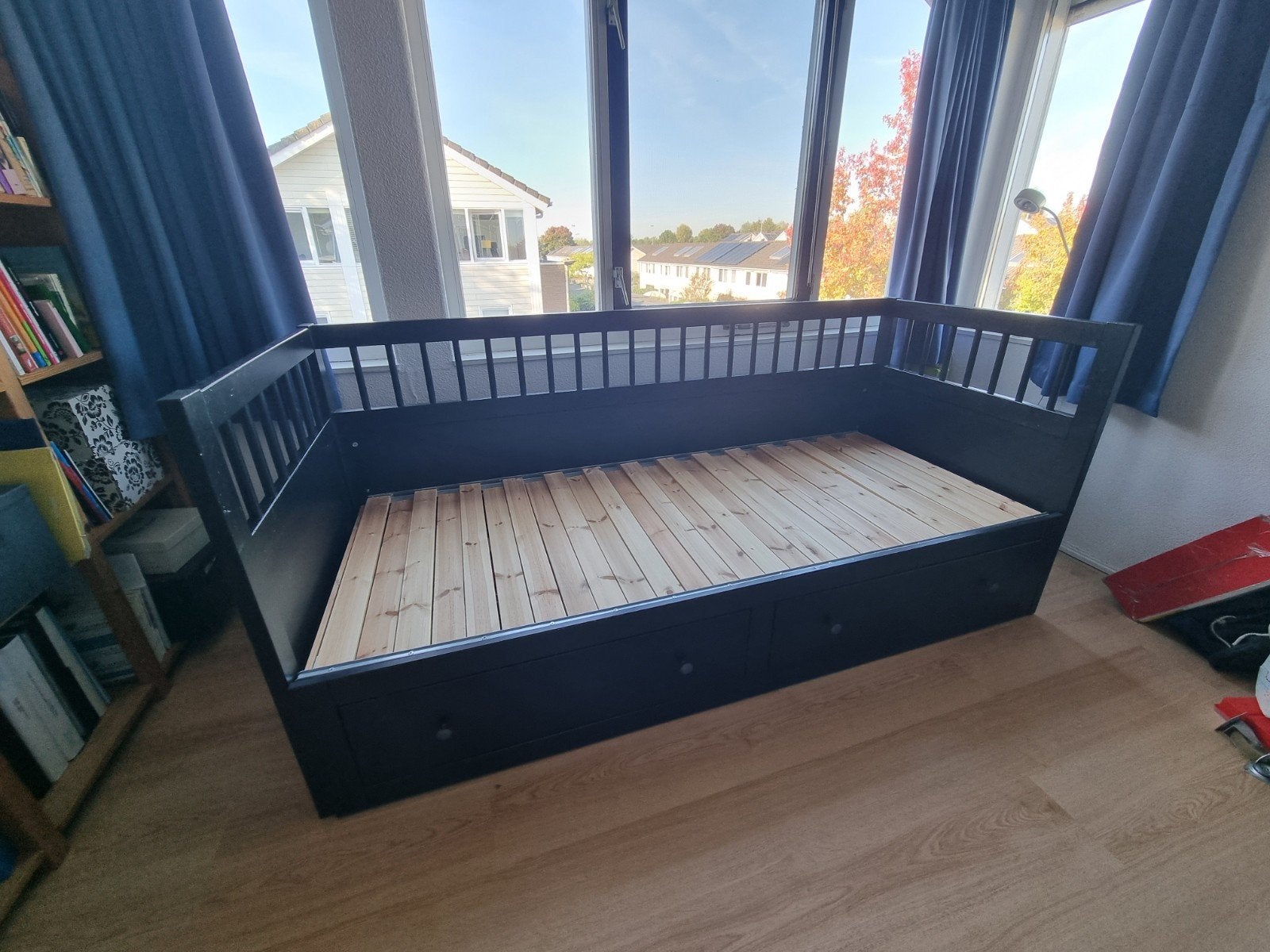 Hemnes bedbank / slaapbank ikea, Ophalen, Gebruikt, Bruin, Tweepersoons