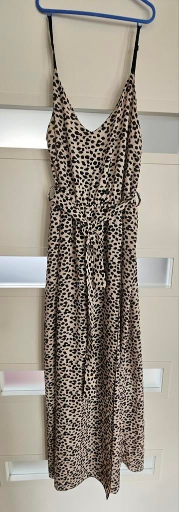 Leuke maxi dress - een maat, Ophalen of Verzenden, Zo goed als nieuw, Onder de knie
