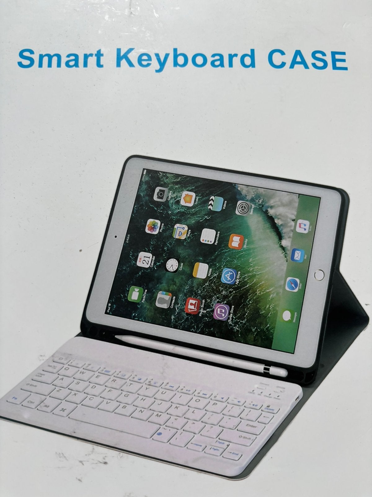 Smart keyboard case + draadloostoetsenboord, Computers en Software, Ophalen of Verzenden, Zo goed als nieuw, 10 inch, Bescherming voor- en achterkant